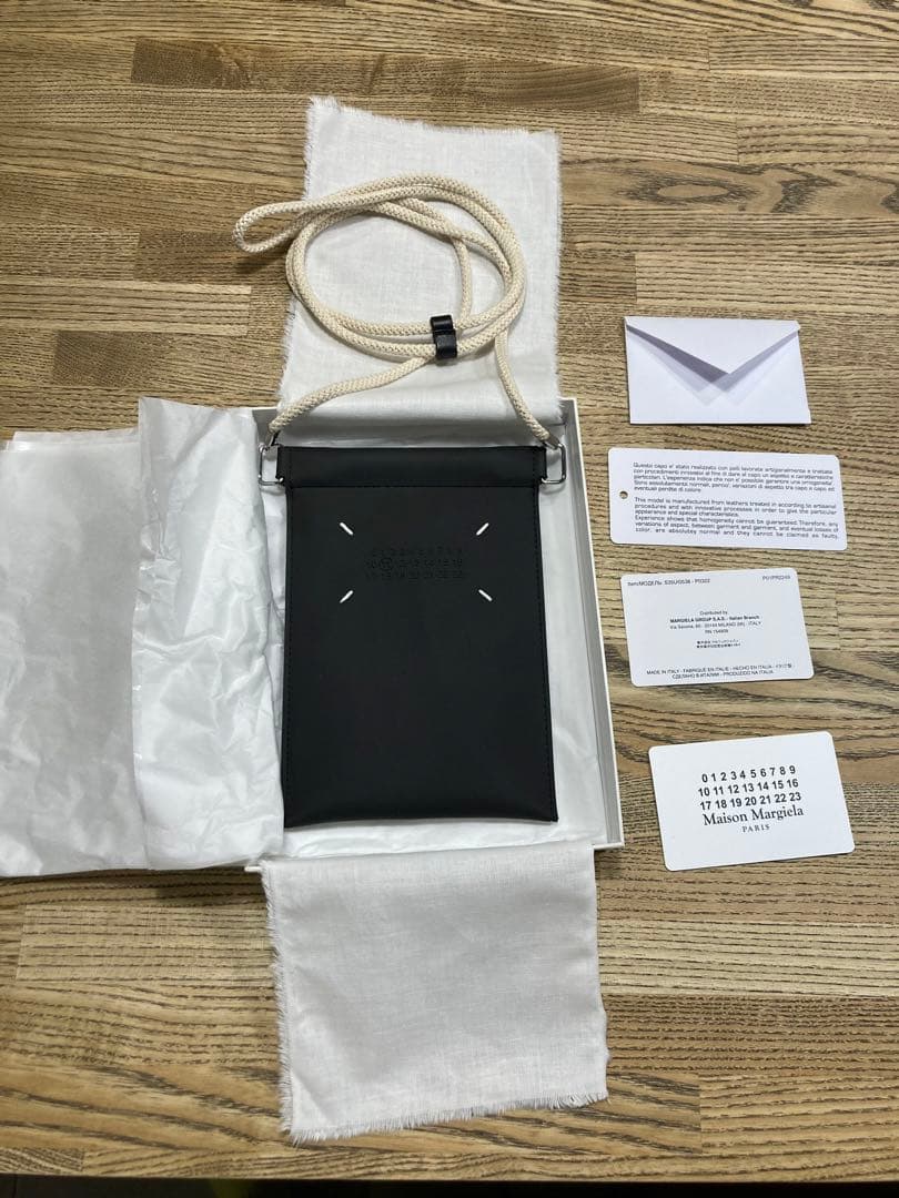 メゾンマルジェラ　フォンポーチ