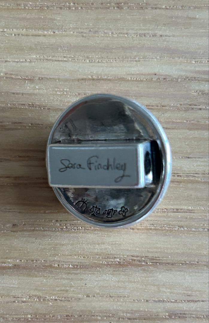 Sara Finchley シルバー×ゴールド コンチョ - メルカリ