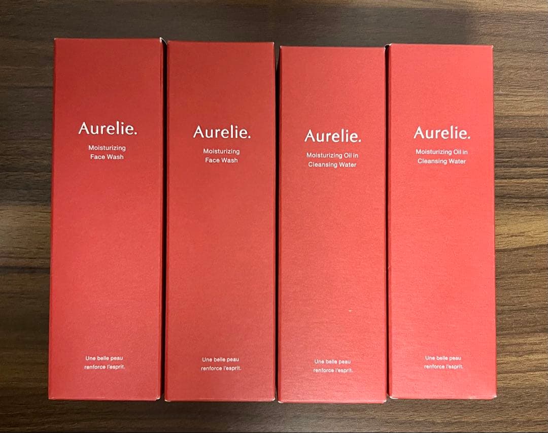 みい　　　　 新品　Aurelie オレリー　クレンジング＆洗顔　各2本