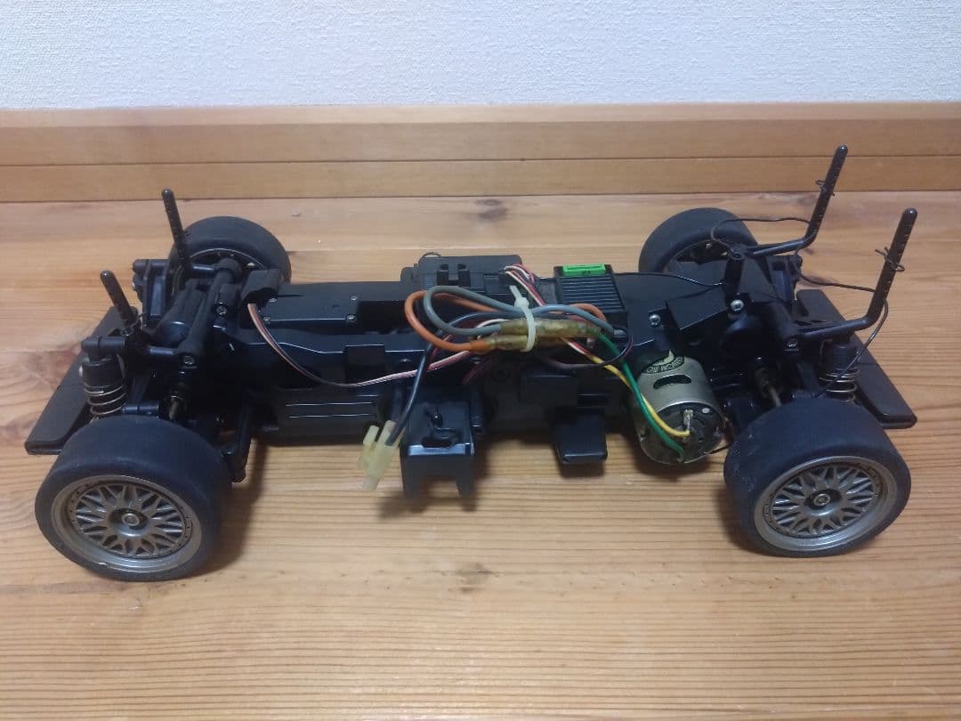 タミヤ TL01 シャーシ カルソニック スカイライン GT-R ボディ - メルカリ