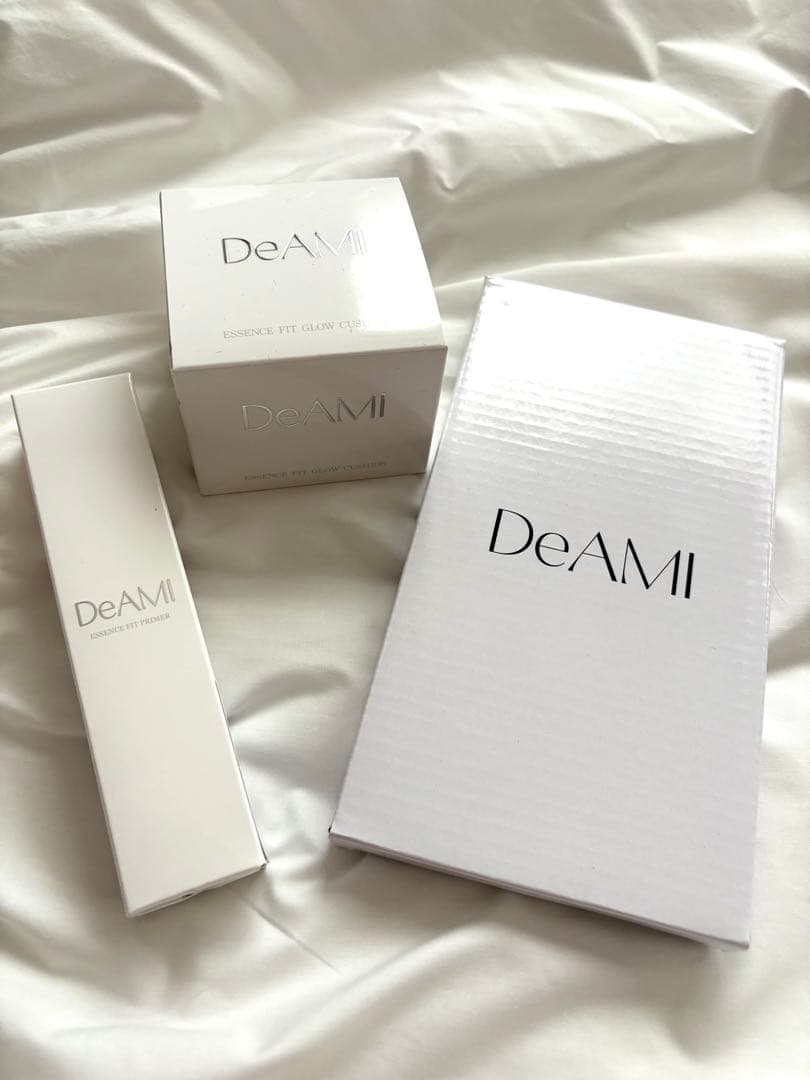 【新品未開封】Deami クッションファンデ➕プライマー➕ノベルティミラー 3点