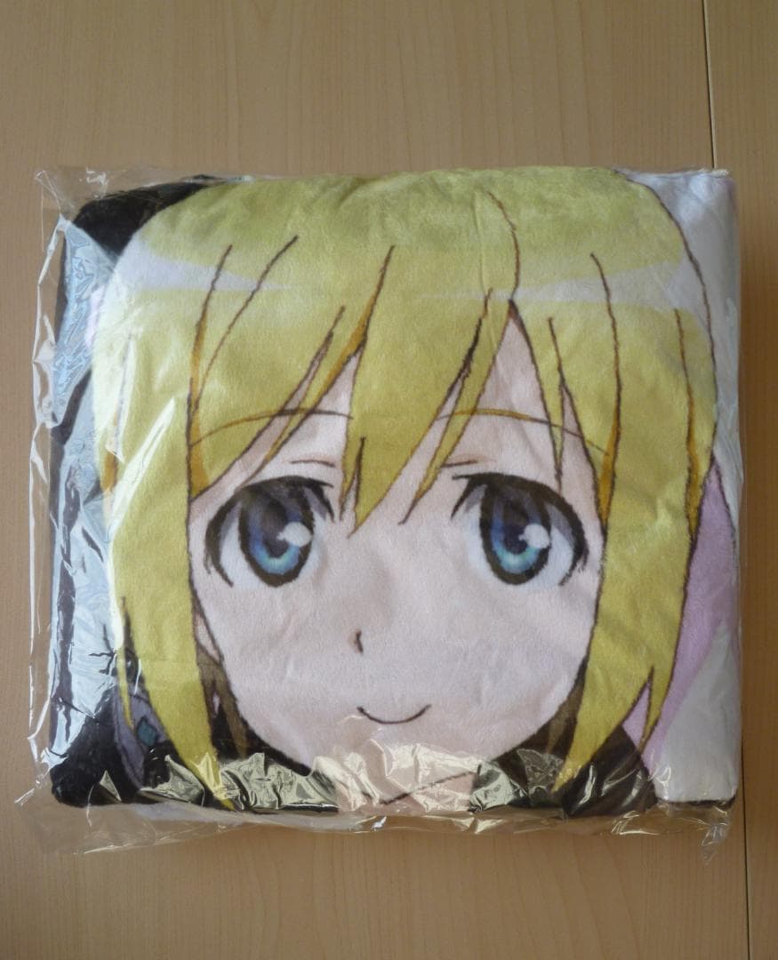 【未開封】ストライクウィッチーズ エーリカ・ハルトマン　ぬくぬく抱き枕カバー