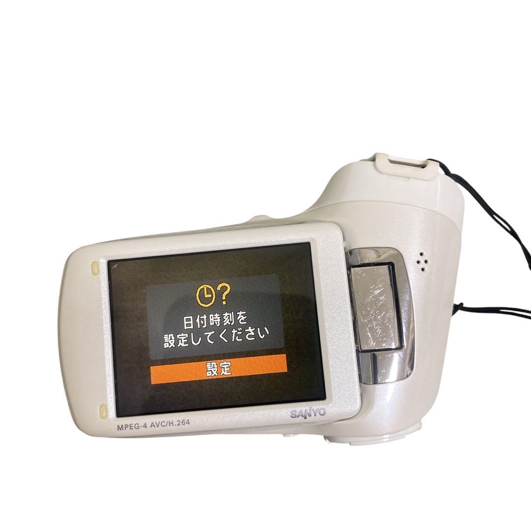 人気 稀少 SANYOデジタルムービーカメラXacti DMX-CG9W - メルカリ