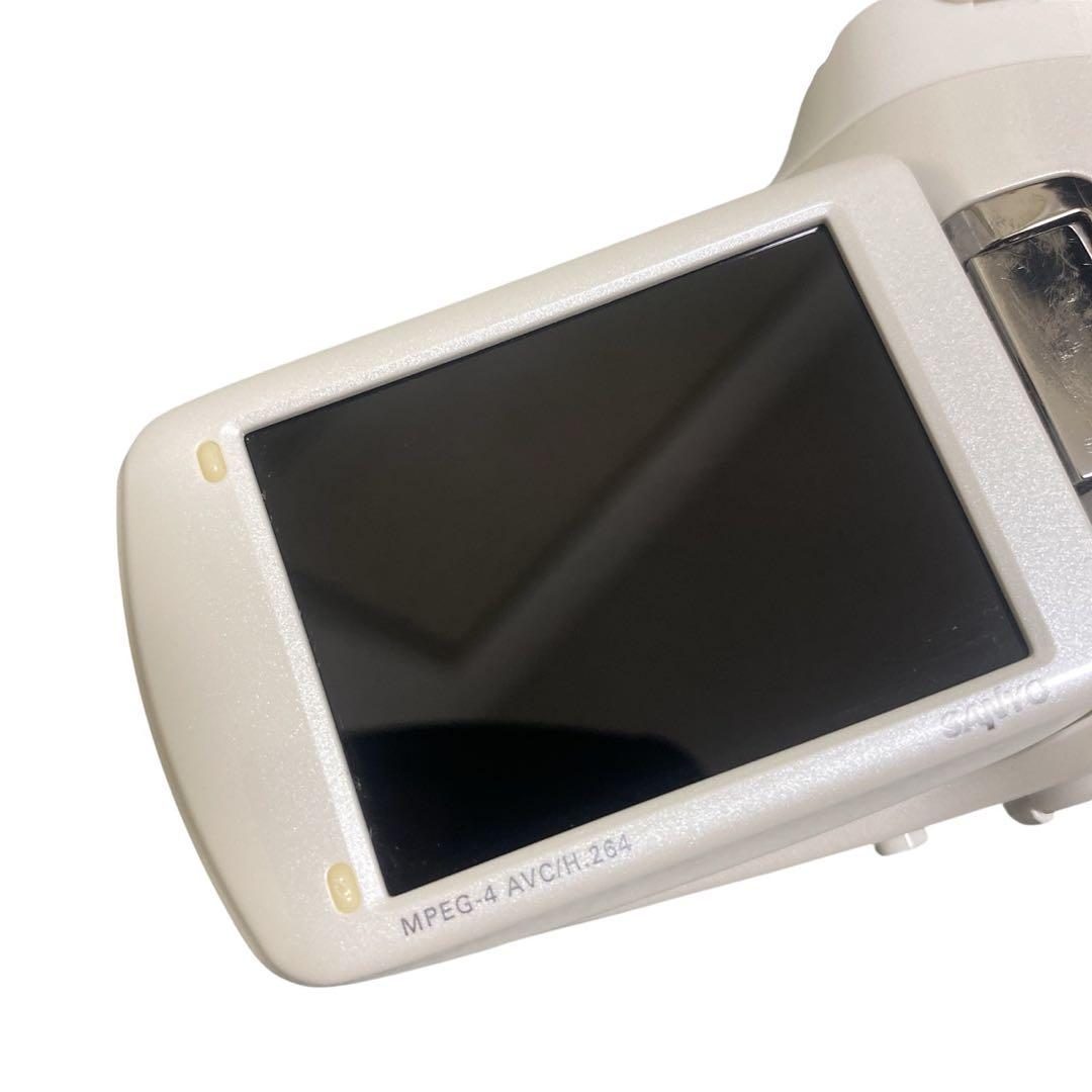 人気 稀少 SANYOデジタルムービーカメラXacti DMX-CG9W - メルカリ