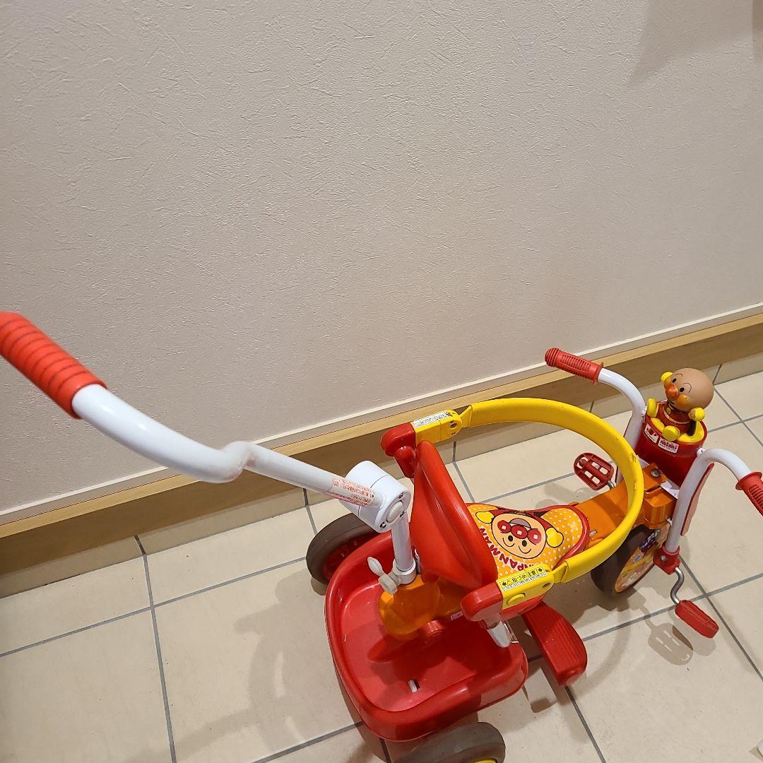 折り畳み アンパンマン 三輪車 手押し棒つき - メルカリ