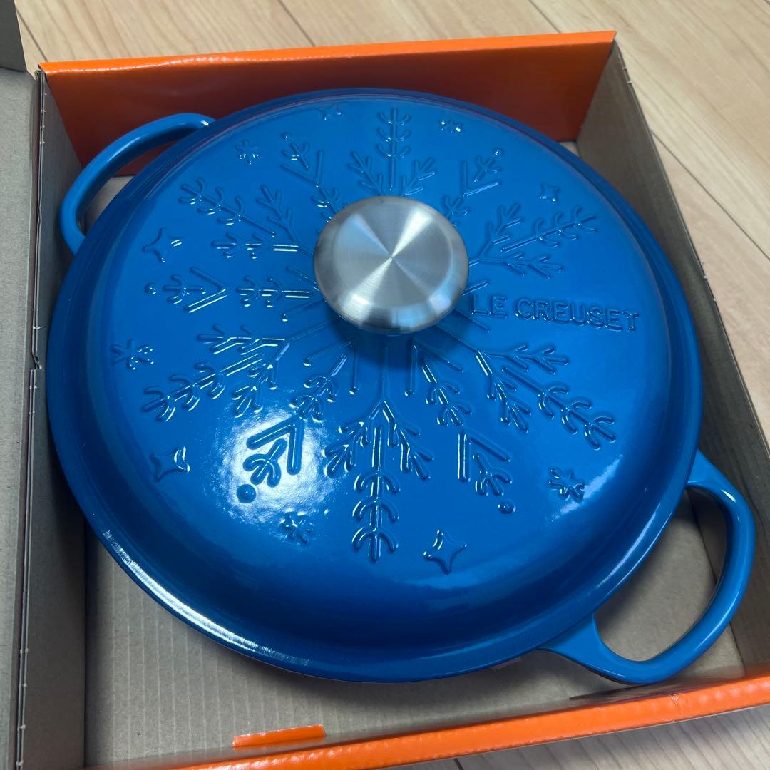 ルクルーゼ　ビュッフェキャセロール 26cm ノエル　スノーフレーク
