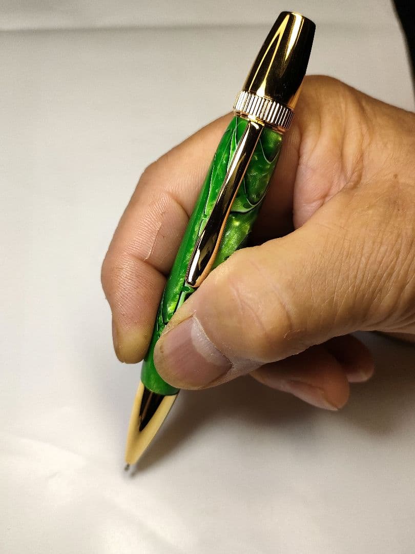 アクリル樹脂（緑）】パトリオットボールペン - メルカリ