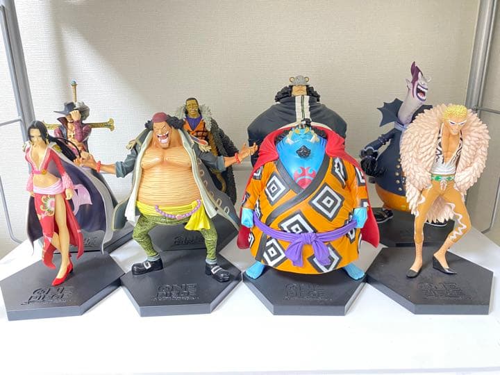 ワンピースDX王下七武海フィギュア8体セット箱付き - メルカリ