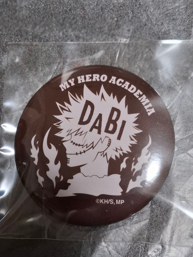僕のヒーローアカデミア 荼毘 缶バッジ キャラバッジコレクション