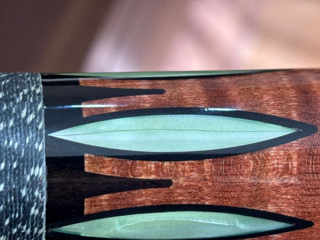 希少6剣/ケース付】JOSSプレイキュー E02902 貝インレイ19.3oz - メルカリ