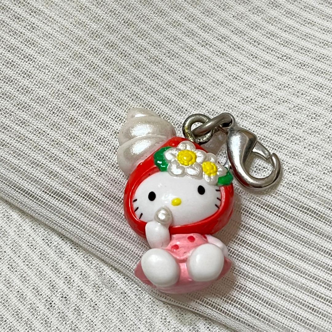 ハローキティ ご当地キティ 福岡 ストラップ あまおういちご キティ
