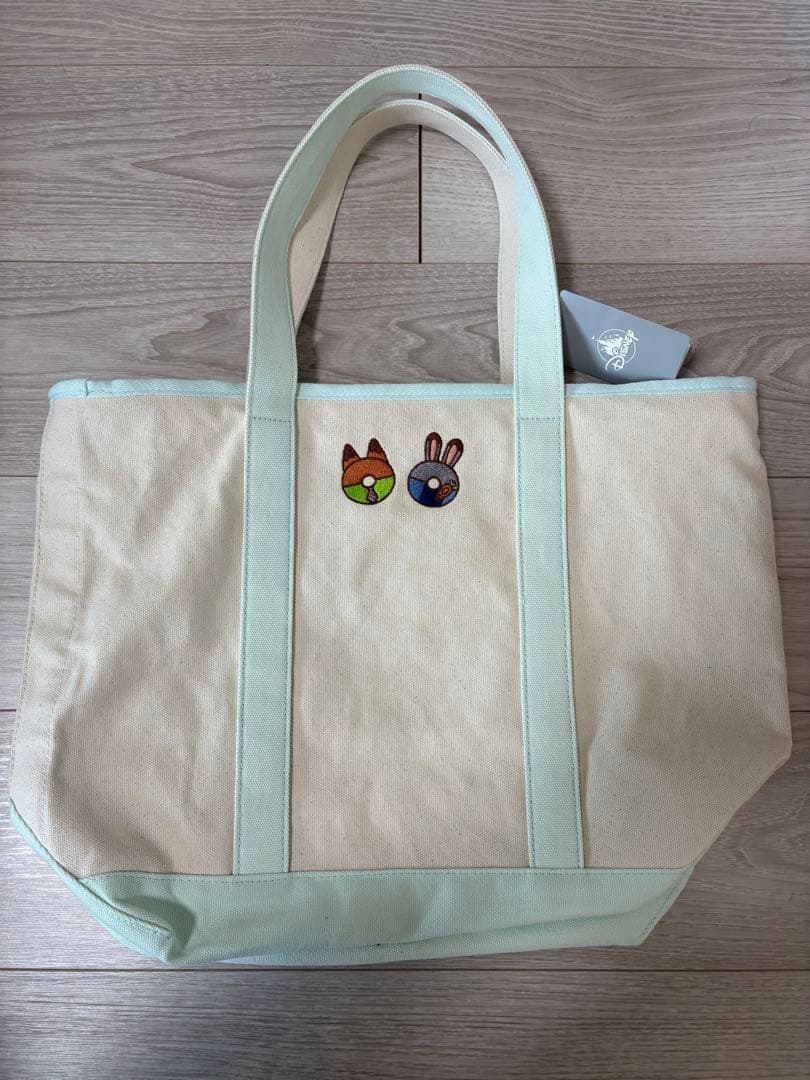 ズートピア トートバッグ ディズニーストア 10th - メルカリ