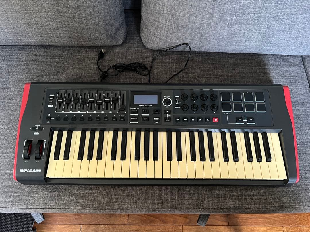 NOVATION / Impulse 49 MIDIキーボード