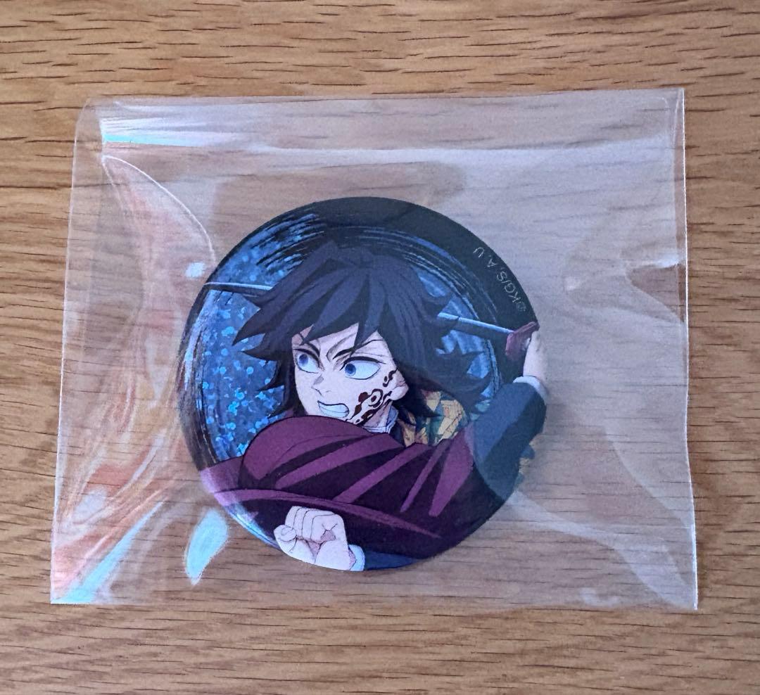 傷あり] 鬼滅の刃 無限城編 冨岡義勇 グリッター缶バッジ - メルカリ