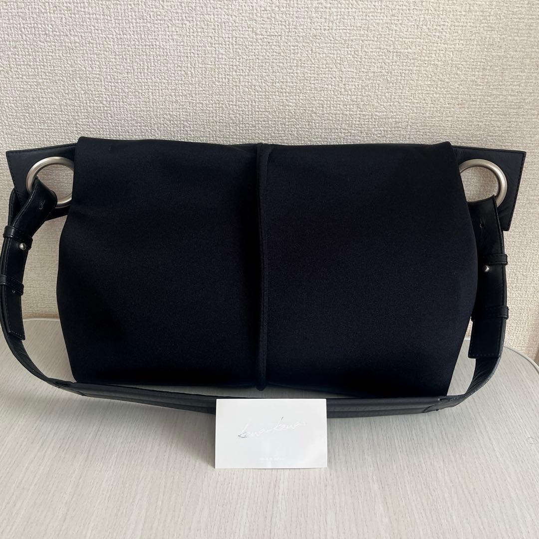 カワカワ kawa-kawa ハトメボディーバッグLサイズwet