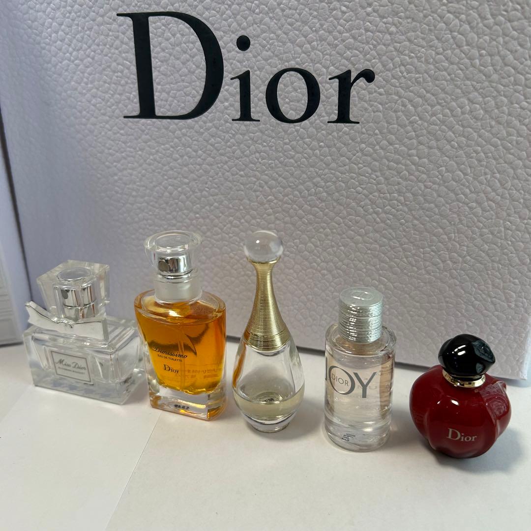 値下げ‼️】DIOR ミニ香水セット（箱無し） - メルカリ