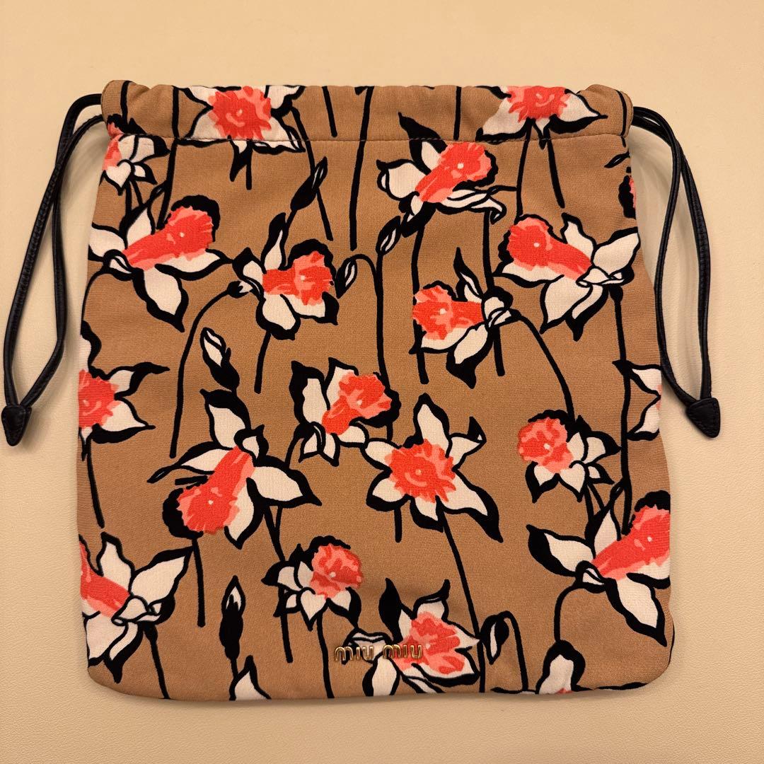 miu miu 花柄ポーチ MIUMIU/ミュウミュウ】 5NE457 コスメポーチ 花柄 ポーチ ナイロン