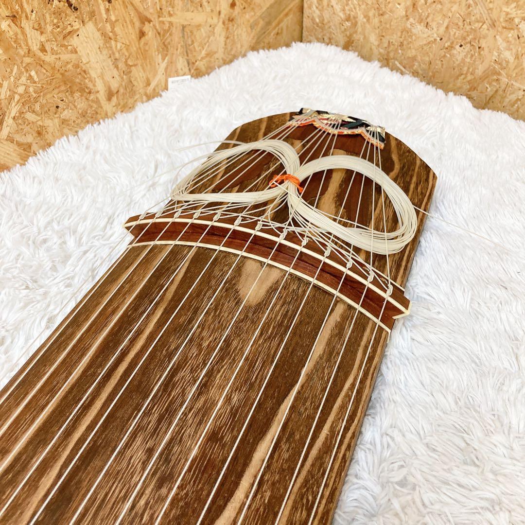 琴　弦楽器　和楽器　13弦　約184cm 楽天市場】ミニ 琴 箏 和楽器 伝統楽器 13弦 工芸品 インテリア