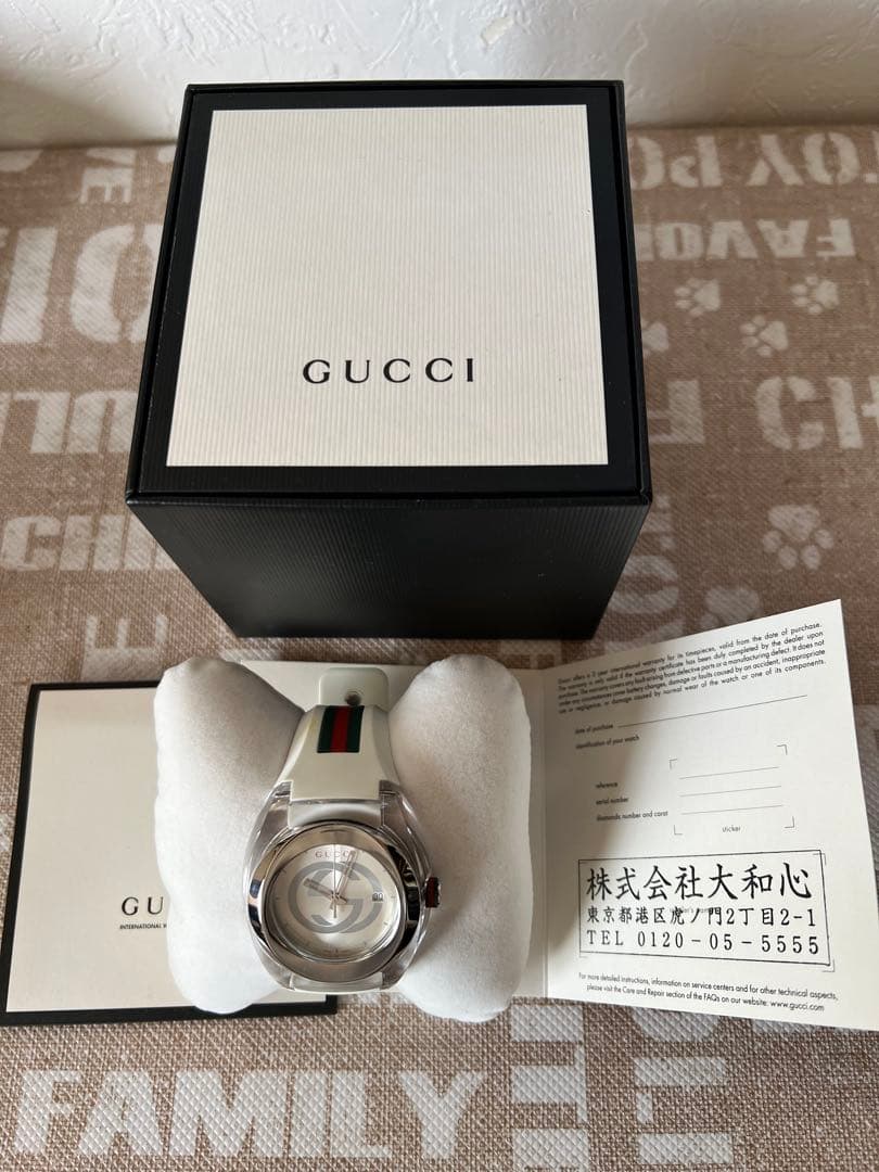 GUCCI ストライプデザイン 時計