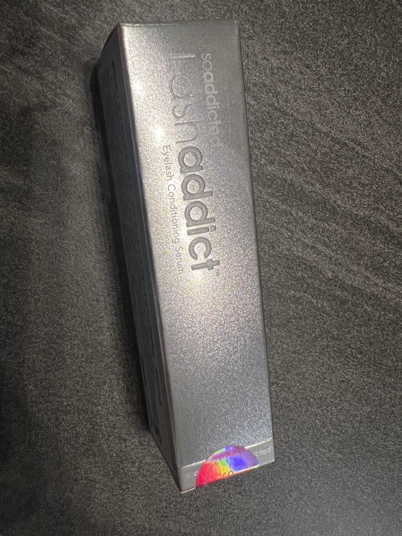 Lashaddict まつ毛美容液