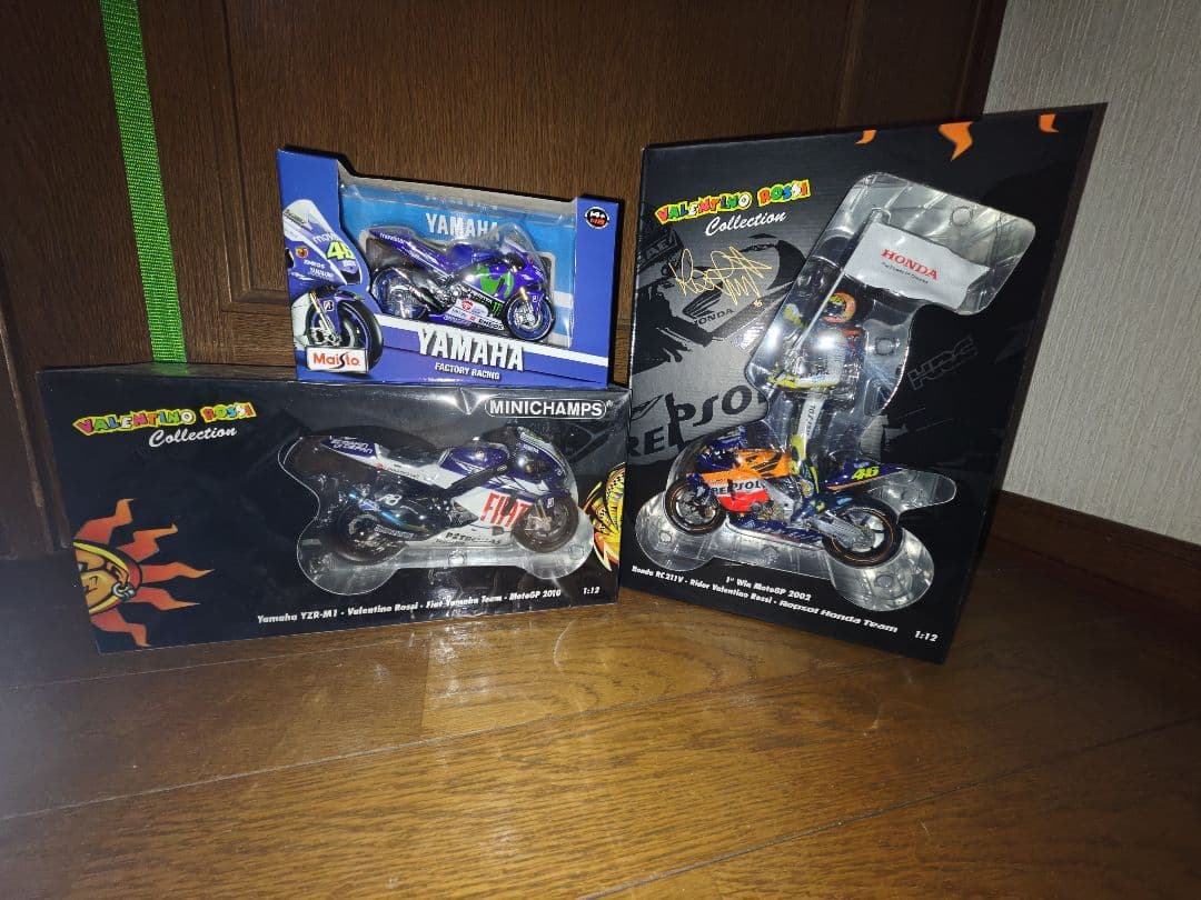 バレンティーノ・ロッシ コレクション モデルセット GPコレクションホビー館 ｜ [SET OF 2]1/12 V.ROSSI WINNING VALENCIA