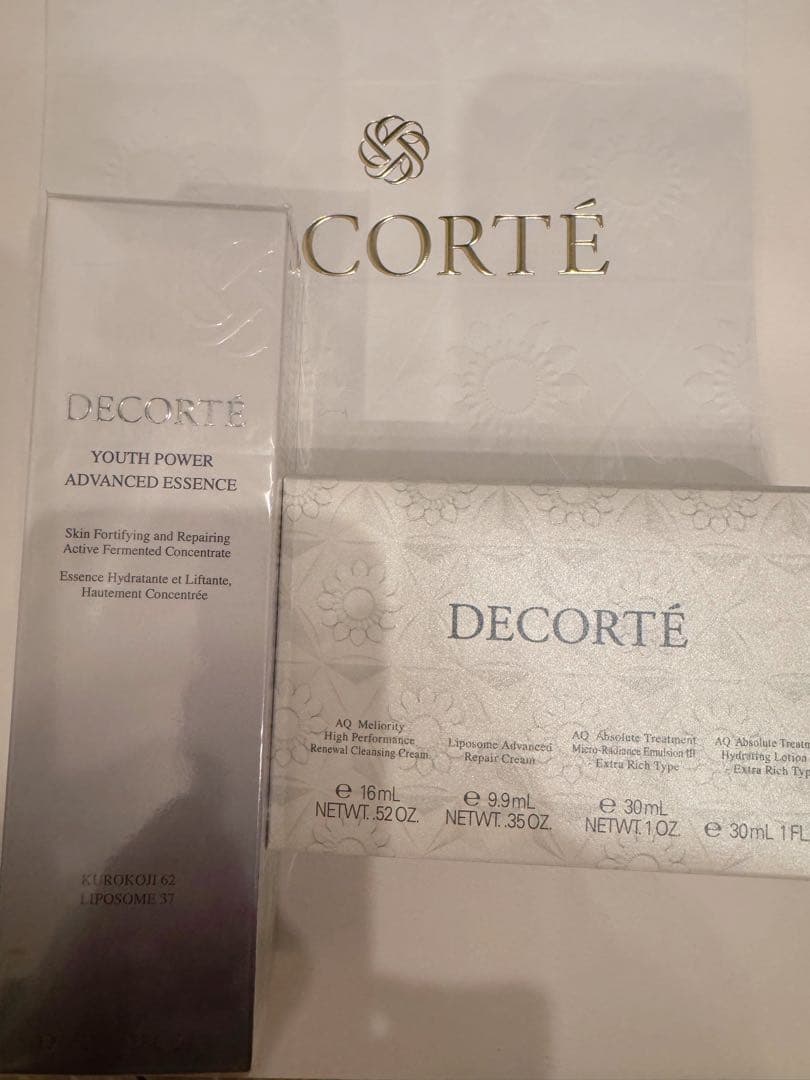 コスメデコルテ　ユースパワーエッセンス　ローション　新品　おまけつき☆