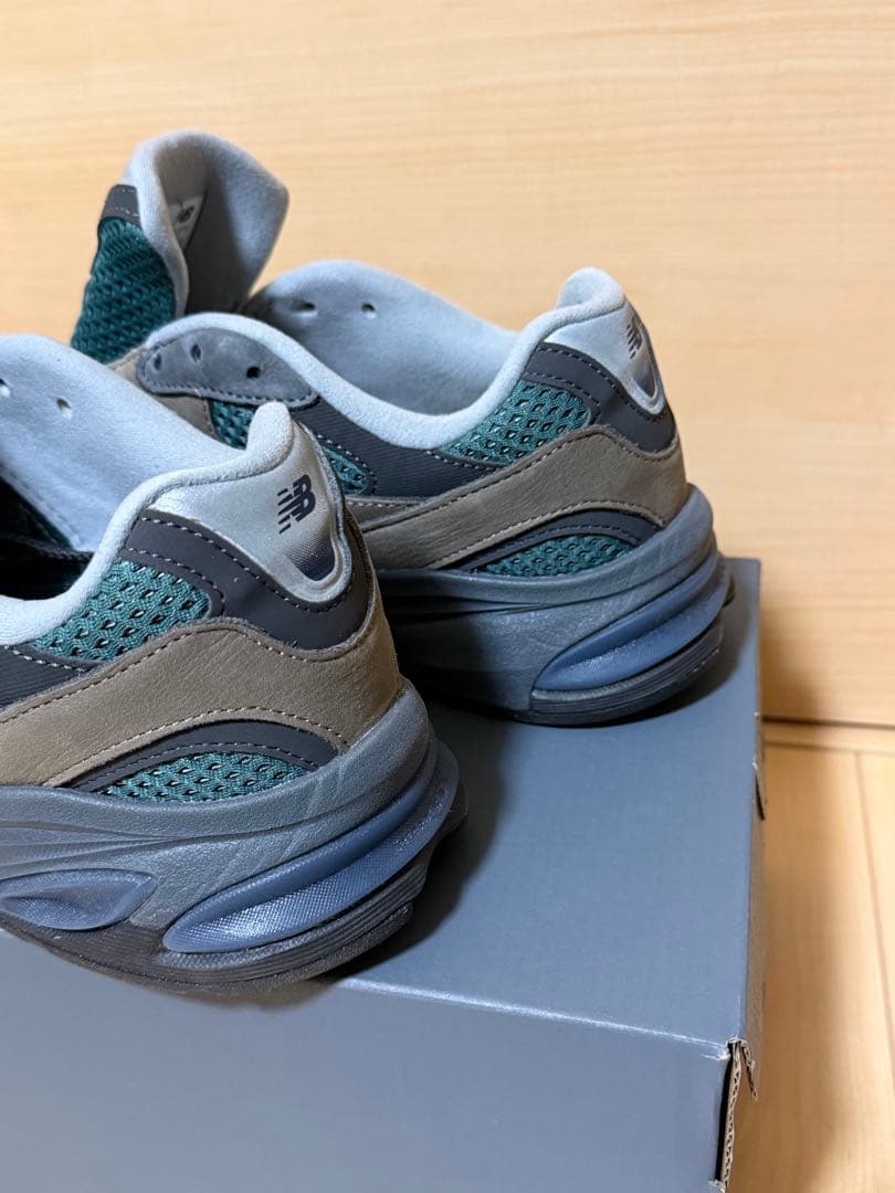 靴 new balance 2010 26.0cm