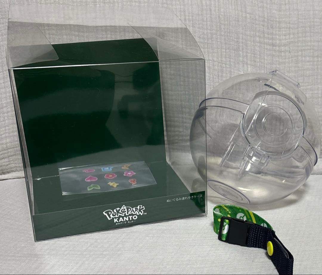ポケパーク モンスターボール型ぬいぐるみ連れ歩きケース - メルカリ