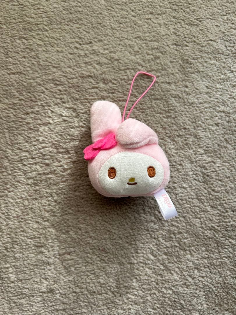 マイメロディ ぬいぐるみ ストラップ付き - メルカリ