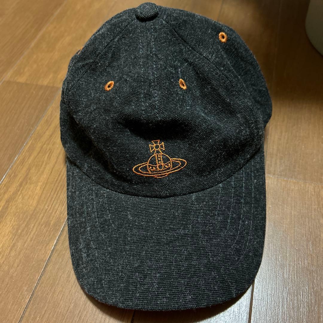 新品タグ付　Vivienne Westwood キャップ