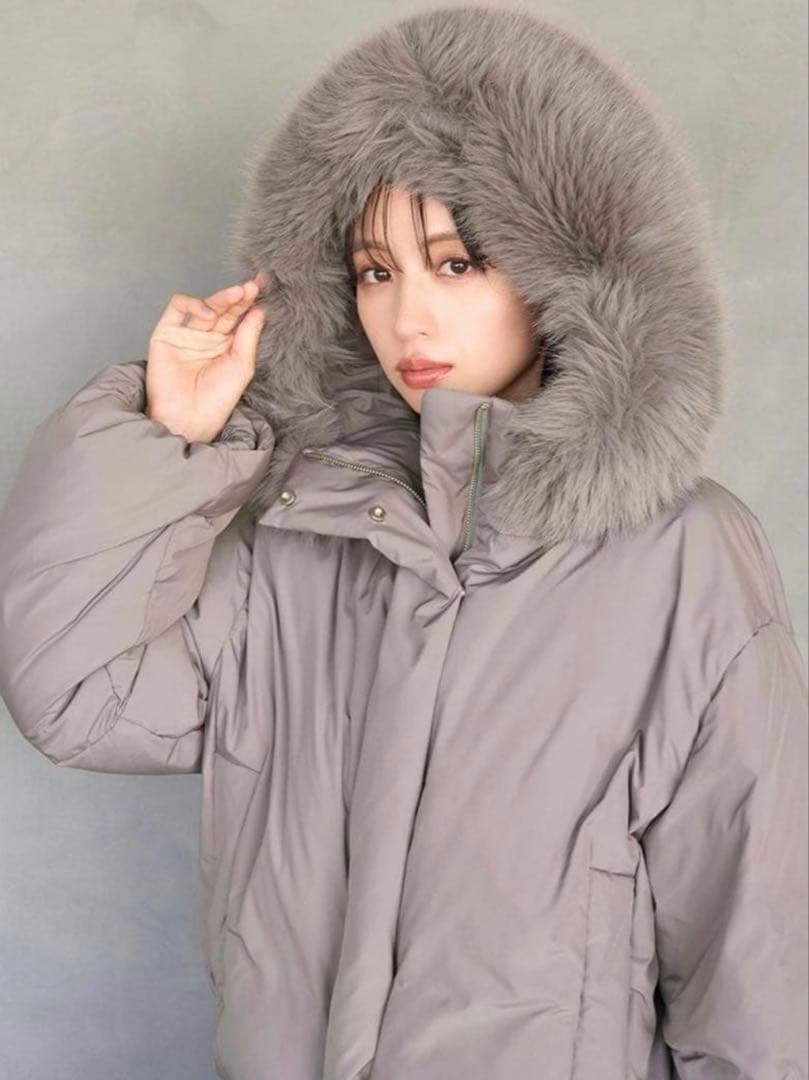 SNIDEL 西川フードファーショートダウン グレー - メルカリ