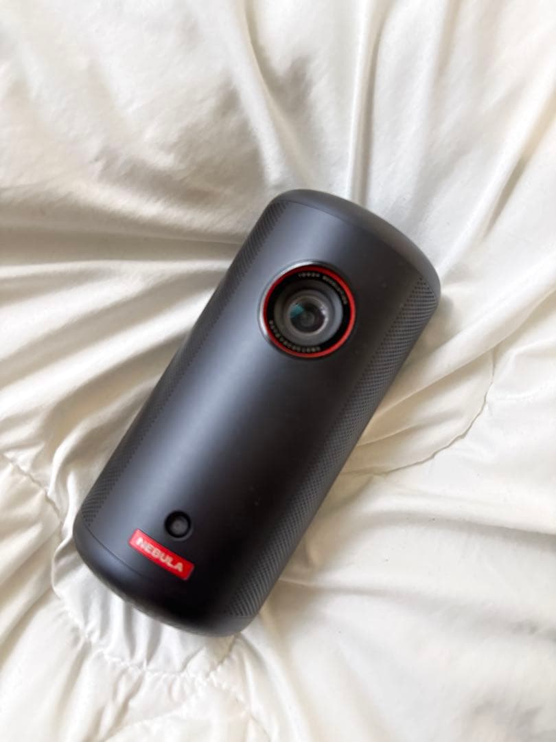 Nebula プロジェクター 本体 黒