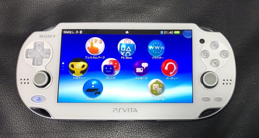 PSVITA 本体 PCH1100 8GBSD マイクラ付き