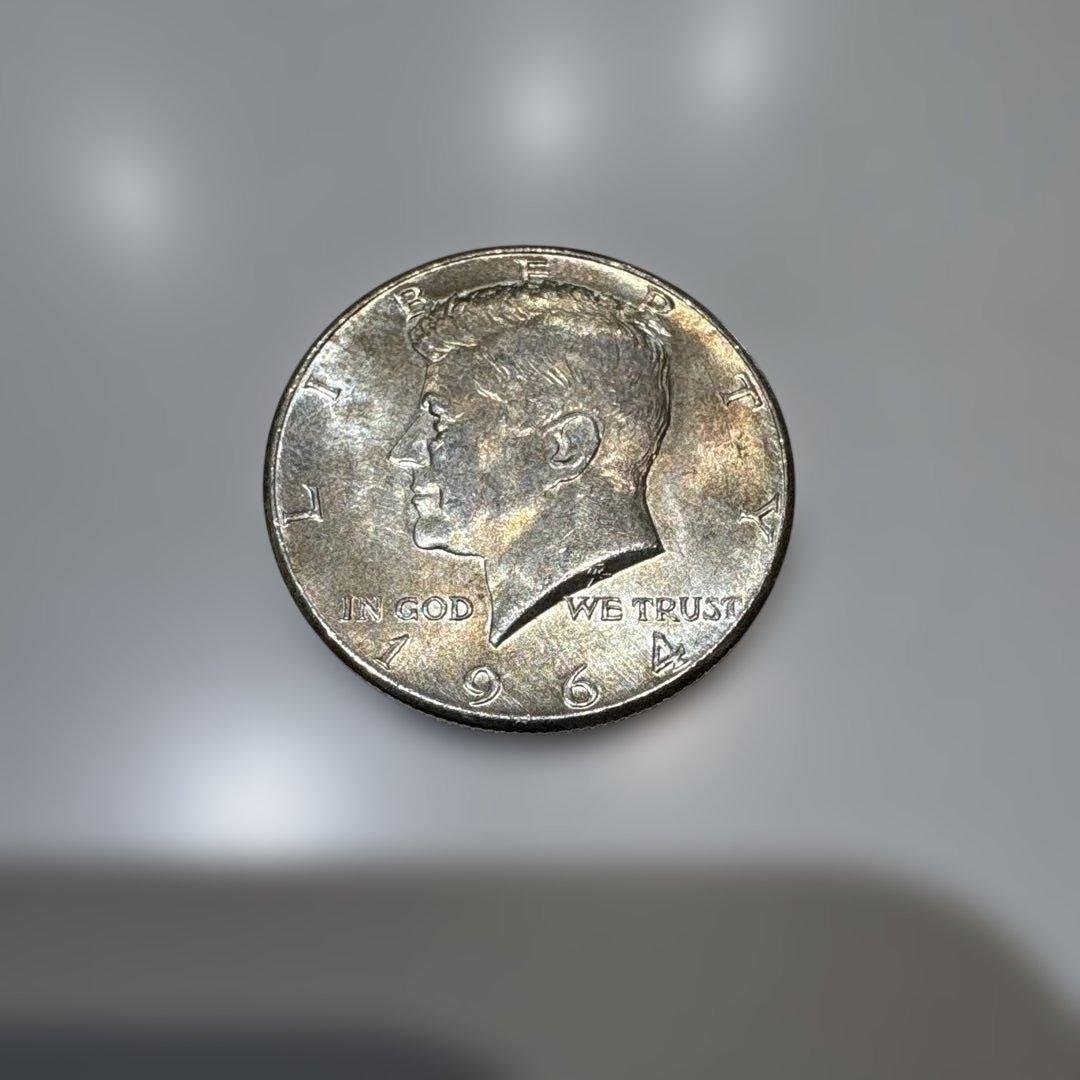 【1964年】ハーフダラー銀貨1枚 【1963年】クウォーターダラー銀貨1枚