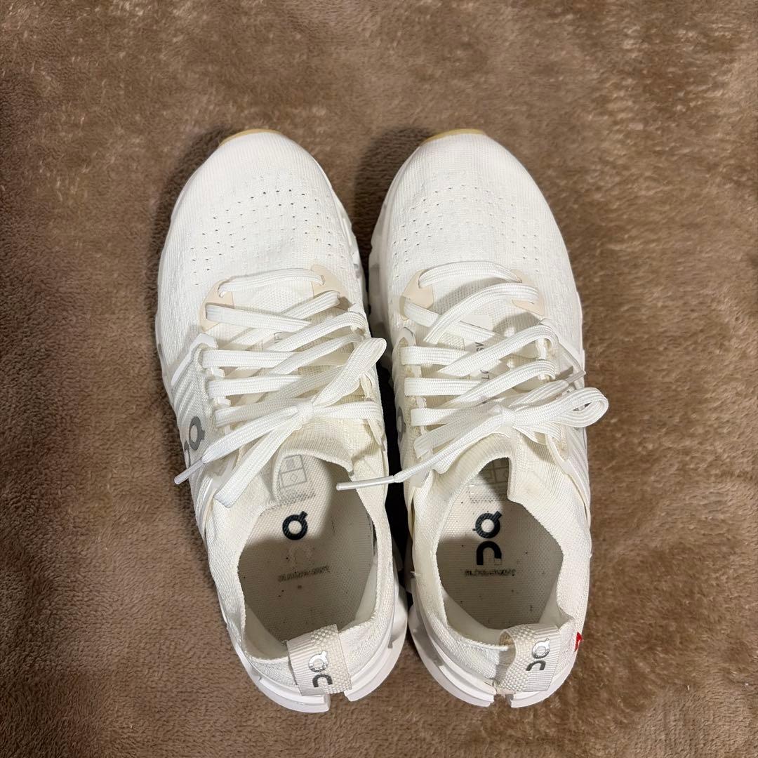 美品　On スニーカー　シューズ 23cm On（オン） スニーカー レディース : ZOZOTOWN Yahoo!店 - 通販