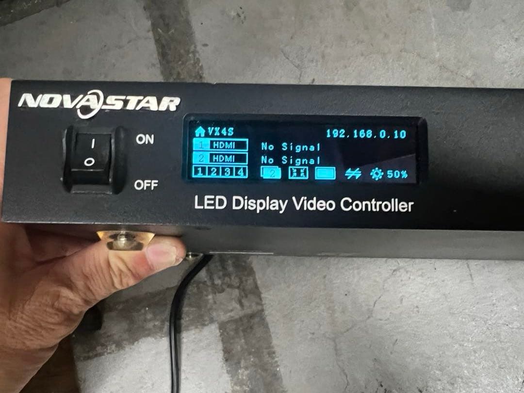 店舗用品 NOVA STAR VX4S Video Controller