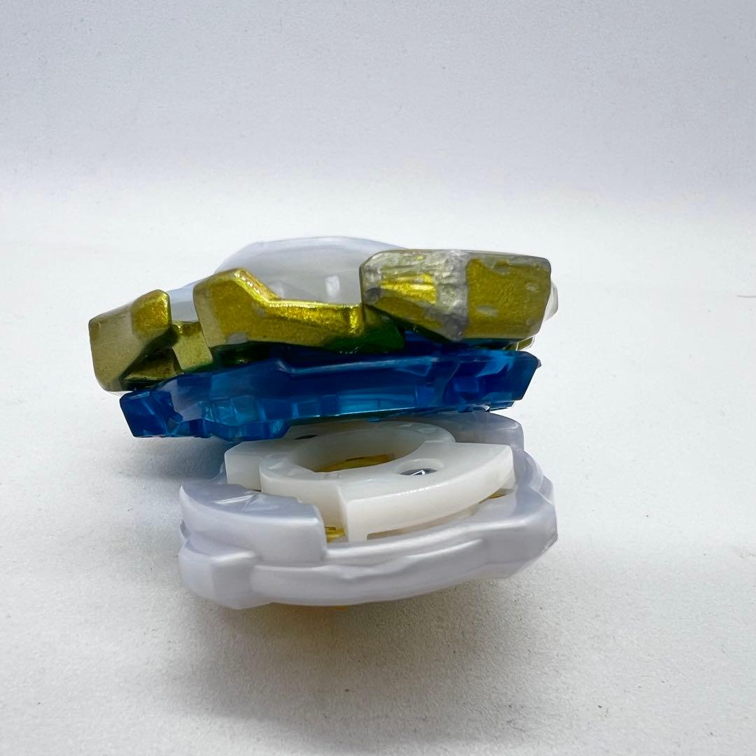 CX-00 ワルキューレボルトS4-70V メタルコート：ゴールド ベイブレード