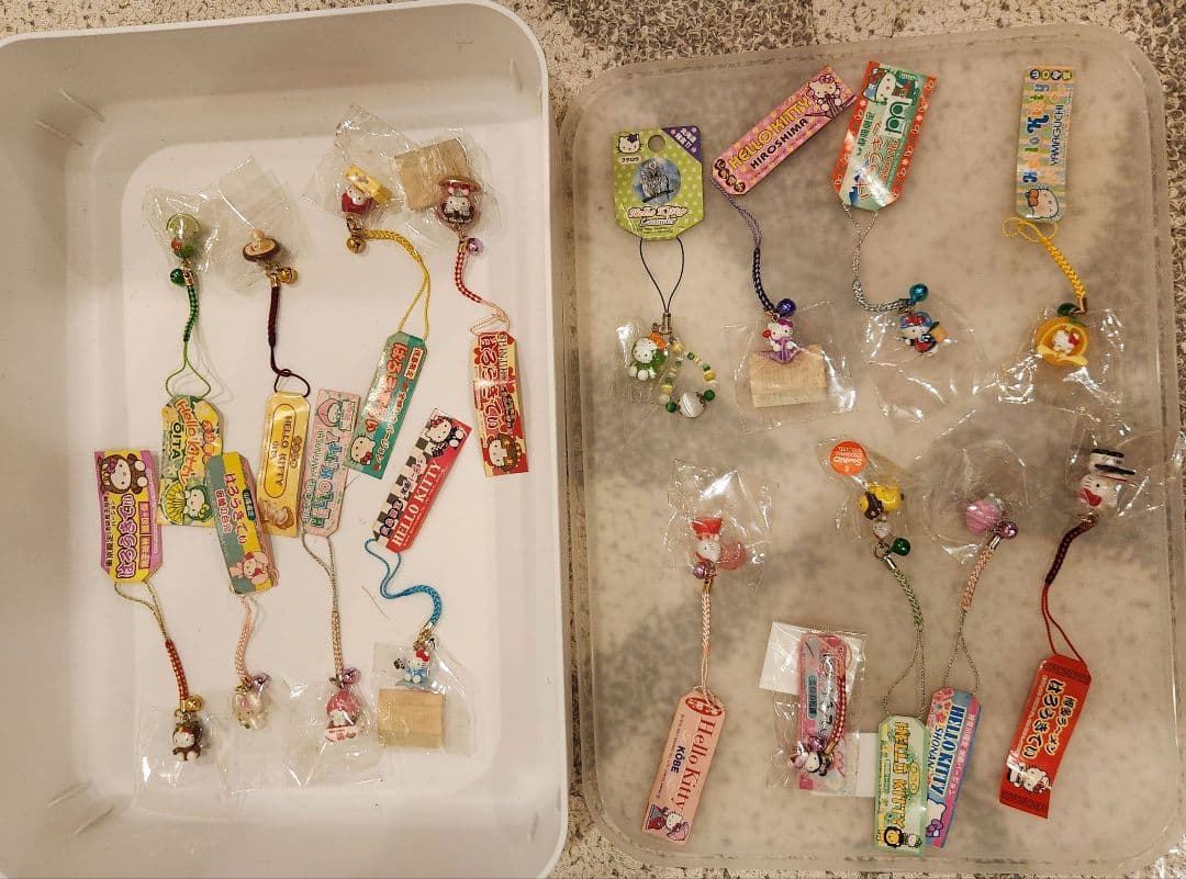 レア　ご当地キティ 根付け ストラップ　まとめ売り　17個