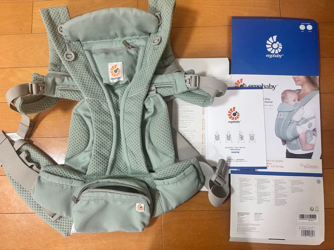 (a)エルゴベビー OMNI Breeze 抱っこ紐 グリーン