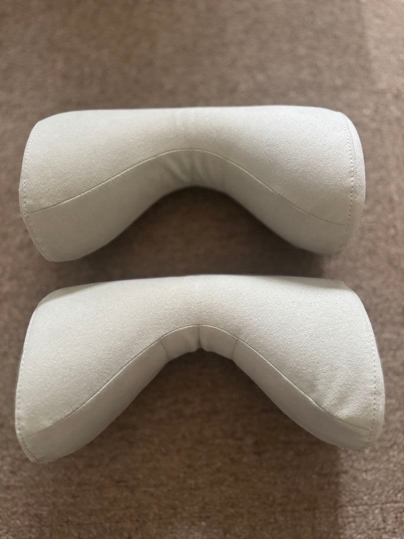 純正美品2つセット】VOLVO ボルボ ネッククッション 純正品 - メルカリ