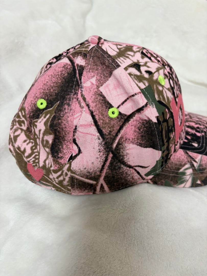 b.Eautiful ピンクカモフラージュキャップ - メルカリ