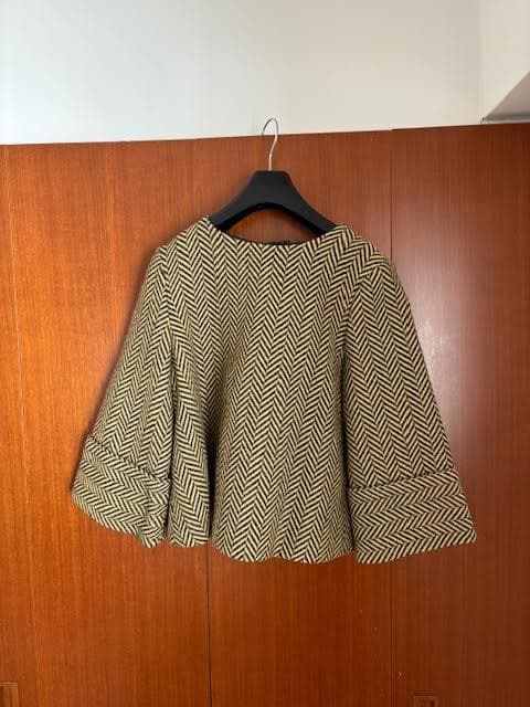 ADORE バックボタン ヘリンボーン ブラウス 38