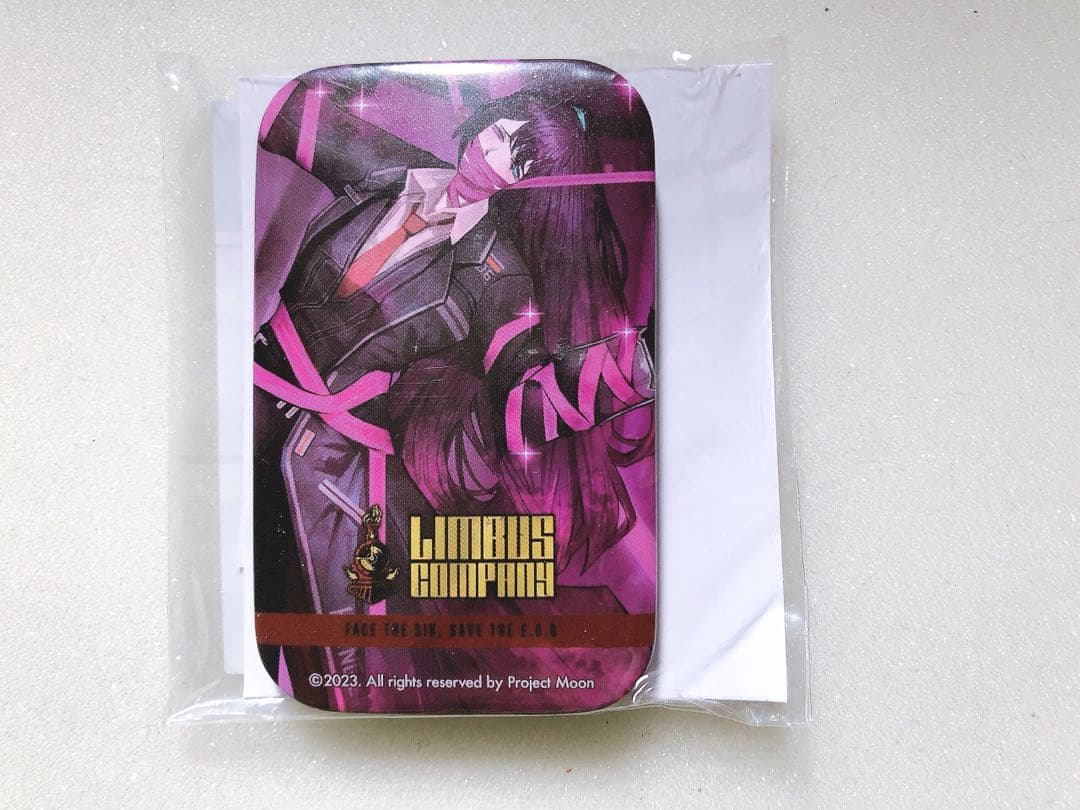 リンバスカンパニー くじメイト スクエア缶バッジ ホンル - メルカリ