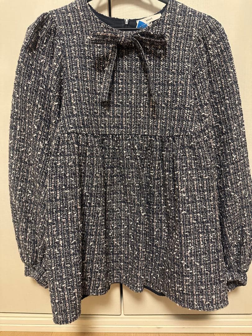 yori⭐︎ネイビーツイードブラウス