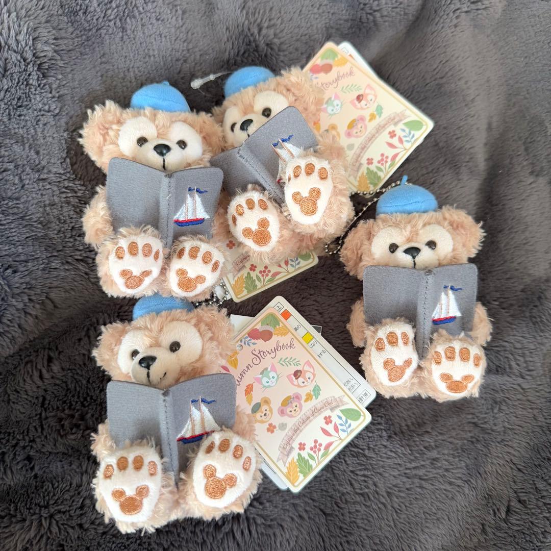 オータムストーリーブック　ダッフィー　ぬいぐるみチャーム　キーホルダー