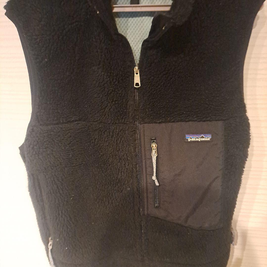 patagonia フリースベスト M 黒 Patagonia フリースベスト 黒 M - メルカリ
