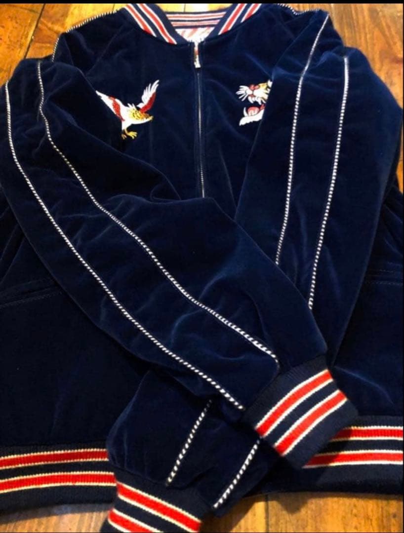 刺繍入りHouston ベロアスカジャン ネイビー - メルカリ