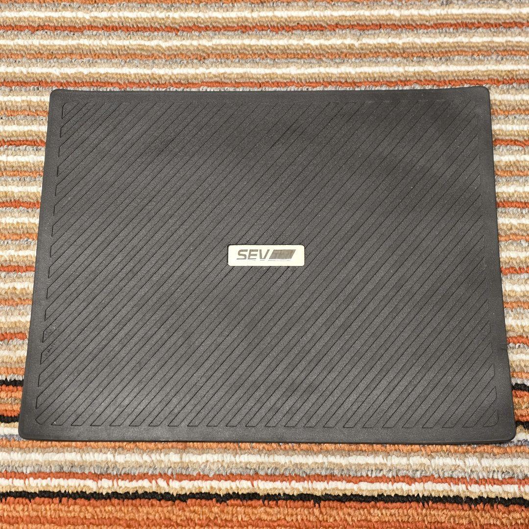 SEVフラットパネル1枚 No2 汚れのように見えますが、光の加減です。