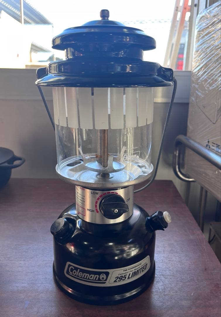 Coleman 295 LIMITED ランタン ブラック　コールマン コールマン×大三商事のコラボランタン、295LIMITEDがアツい！[2023.02