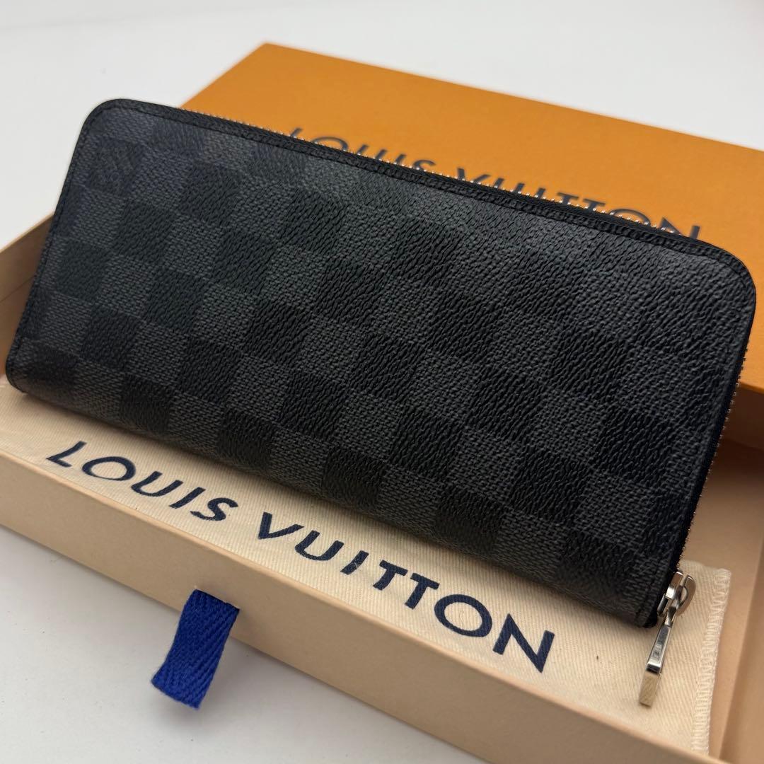 ルイヴィトン ダミエ グラフィット ジッピーウォレット ヴェルディカル 長財布